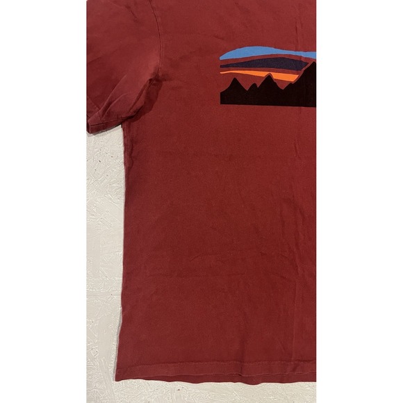 Patagonia T-Shirt Men's Size L Red Logo Regular Fit Crew Neck Short Sleeve - Picture 4 of 10